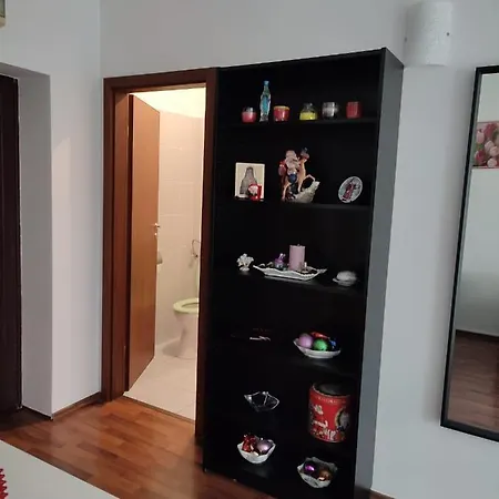 Apartment 1 In Titan Bucharest